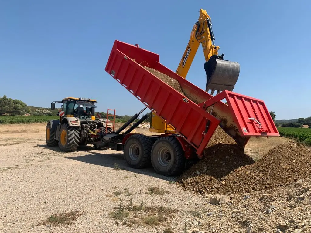 Porte-caisson AgriCaisson Devès, revendeur FarmForst Industrie en Bretagne
