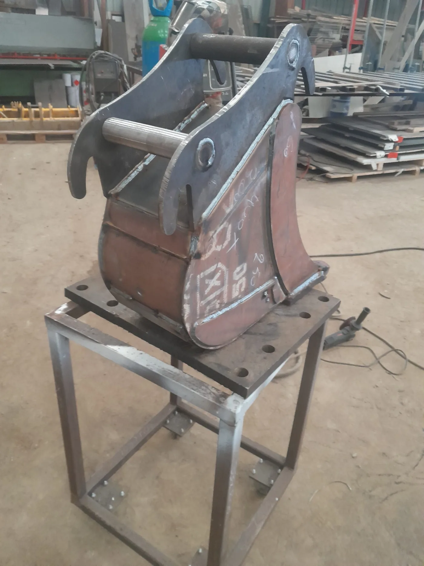 Godet renforcé en acier Hardox par FarmForst Industrie